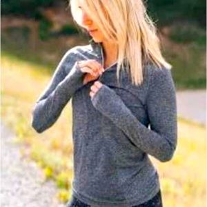 Zyia Long Sleeve 1/4 Zip Jacket in  Gray color, size small